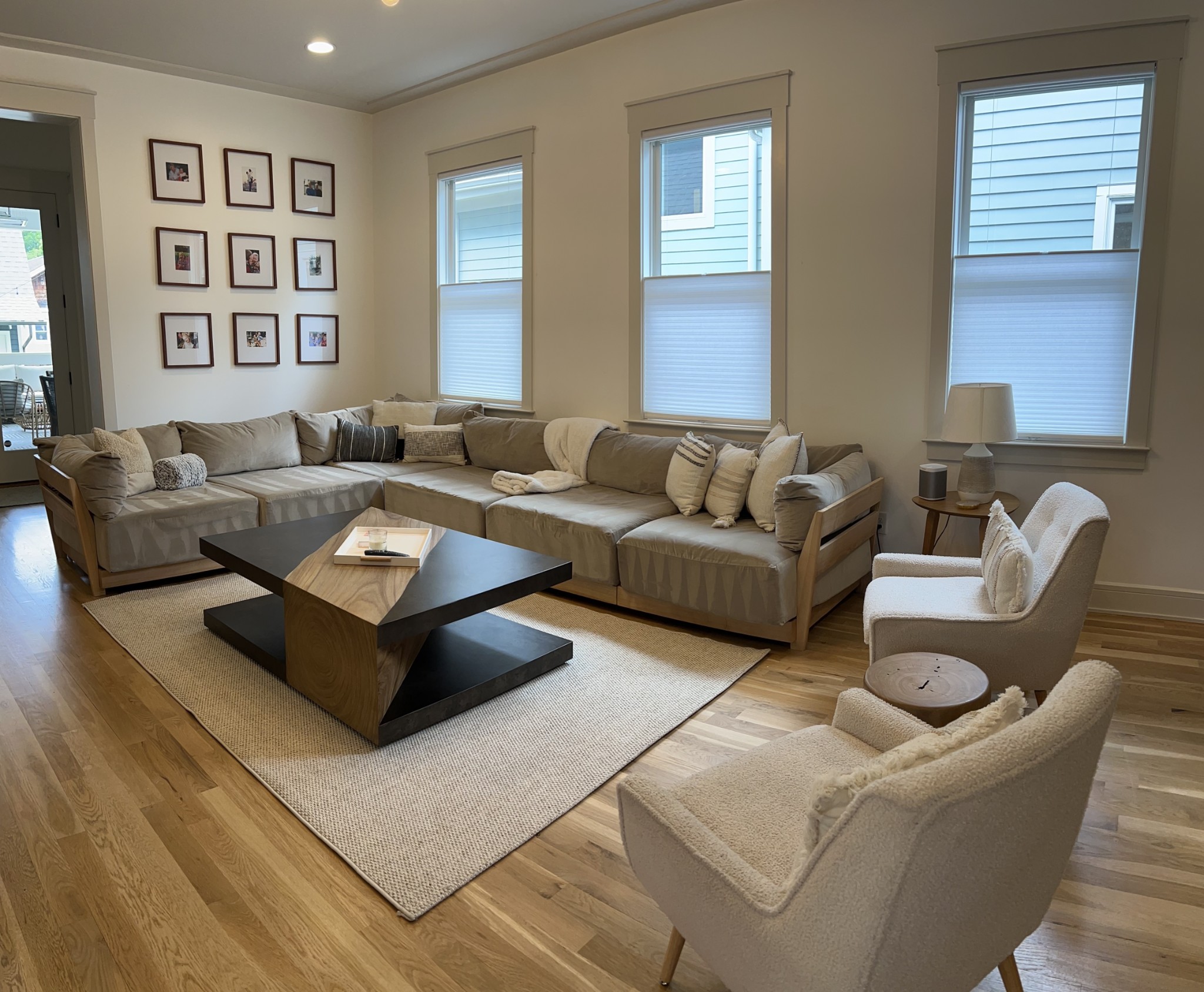 2018 10th Ave, S Property Photo 3