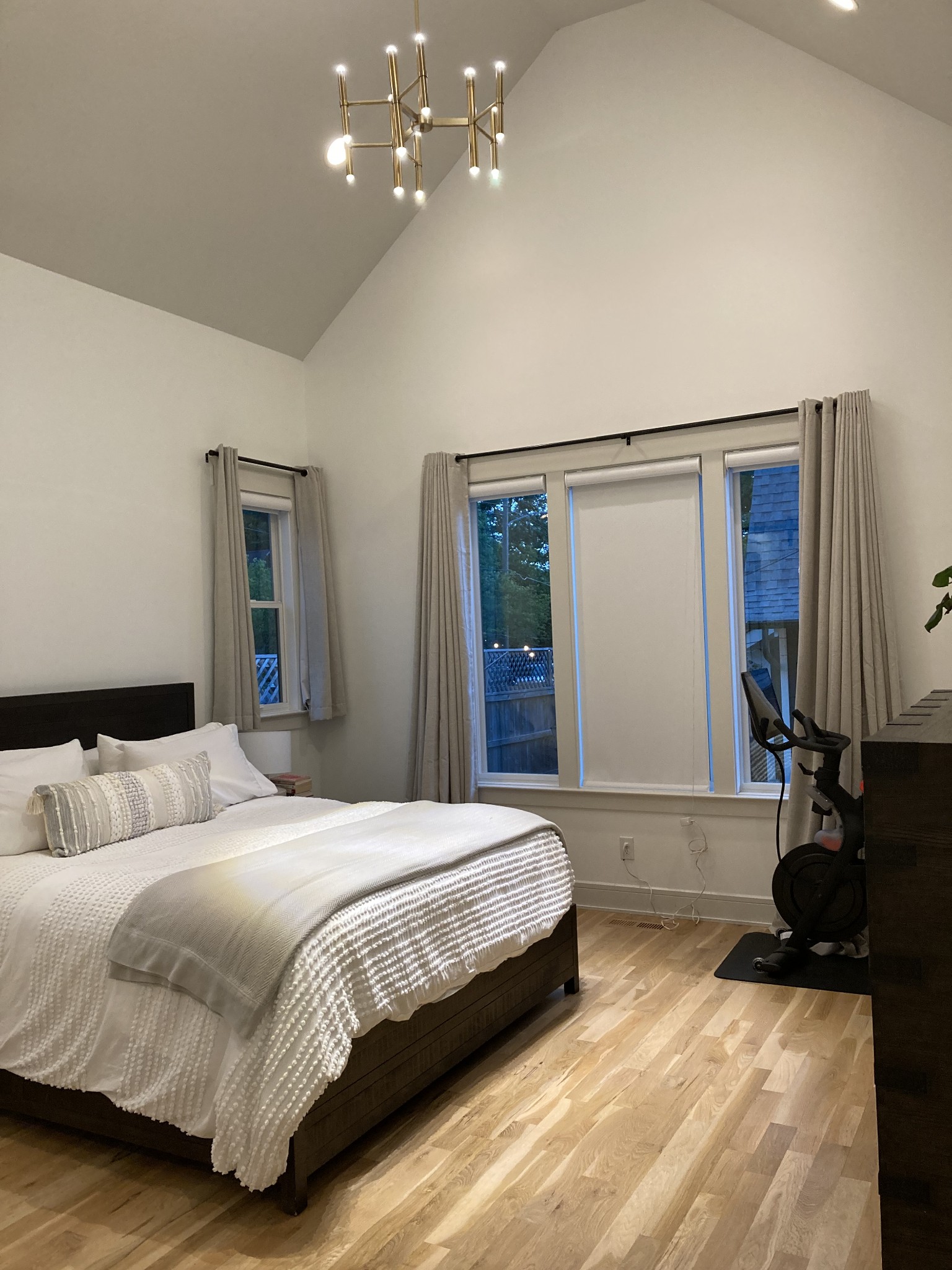 2018 10th Ave, S Property Photo 11