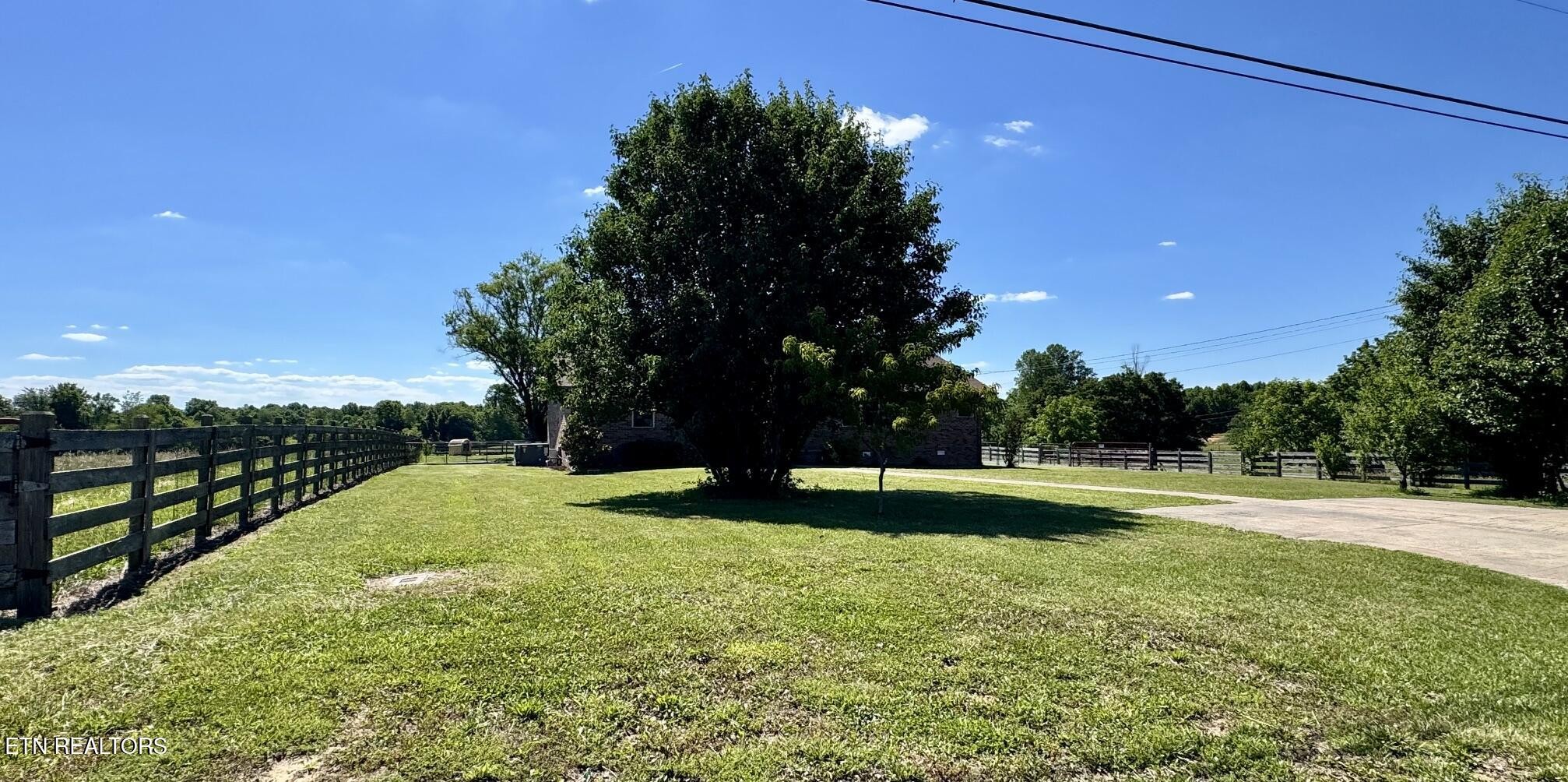 6986 S York Hwy Property Photo 5