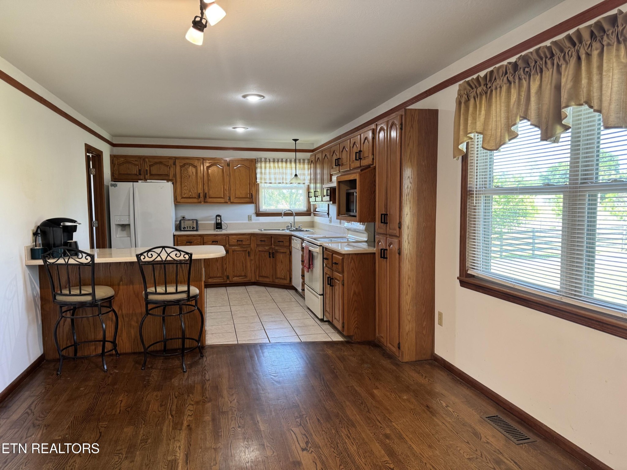 6986 S York Hwy Property Photo 6