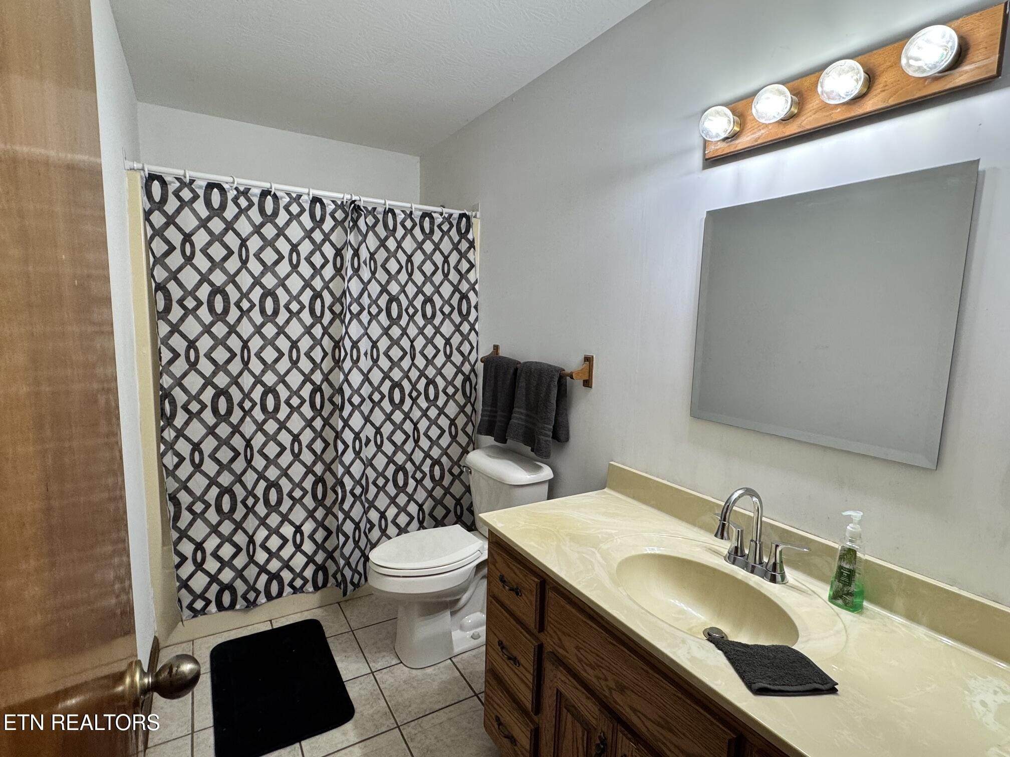 6986 S York Hwy Property Photo 10