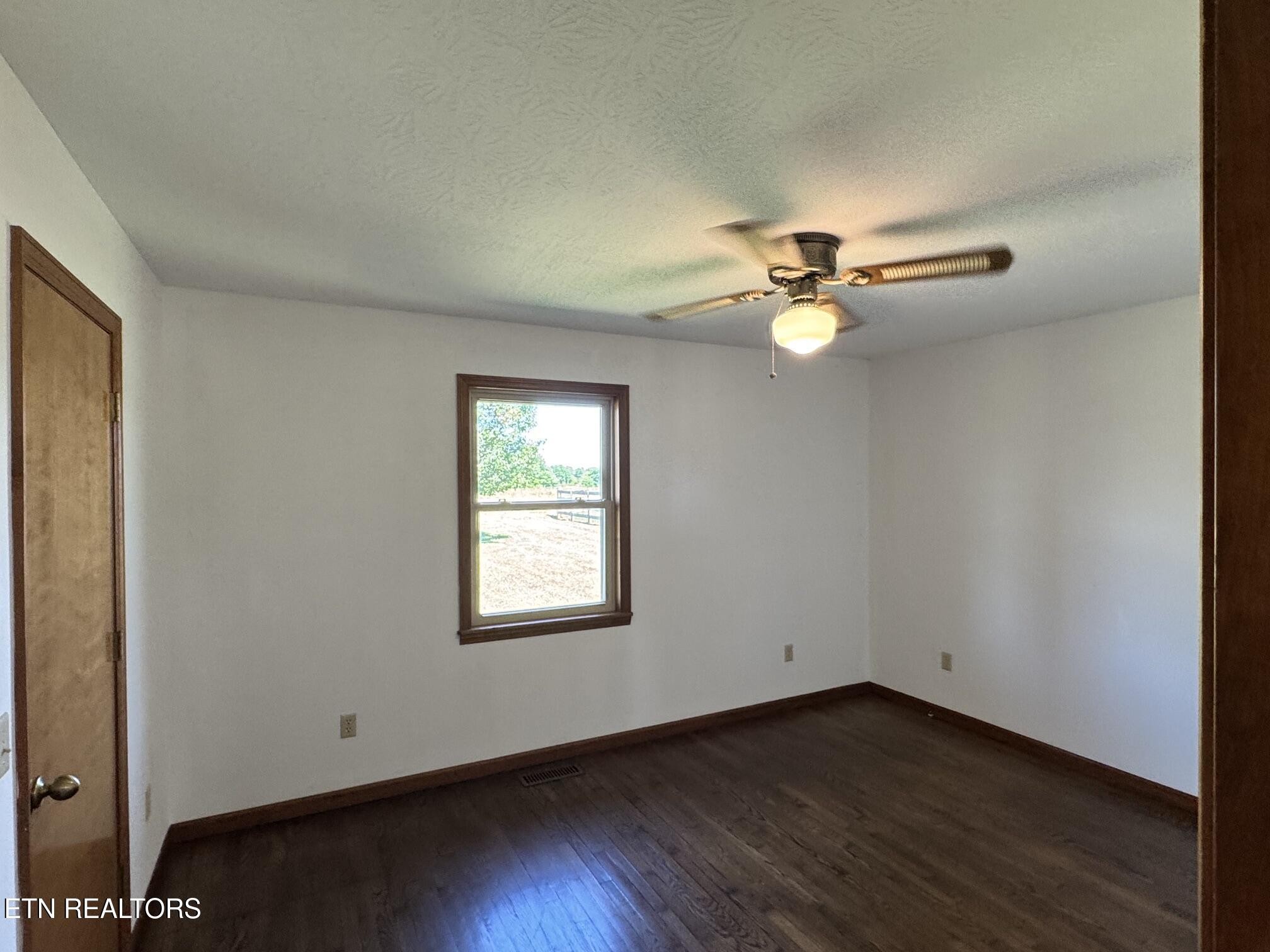 6986 S York Hwy Property Photo 11