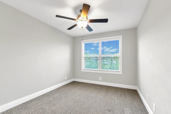 506 Latham Ct Property Photo 12