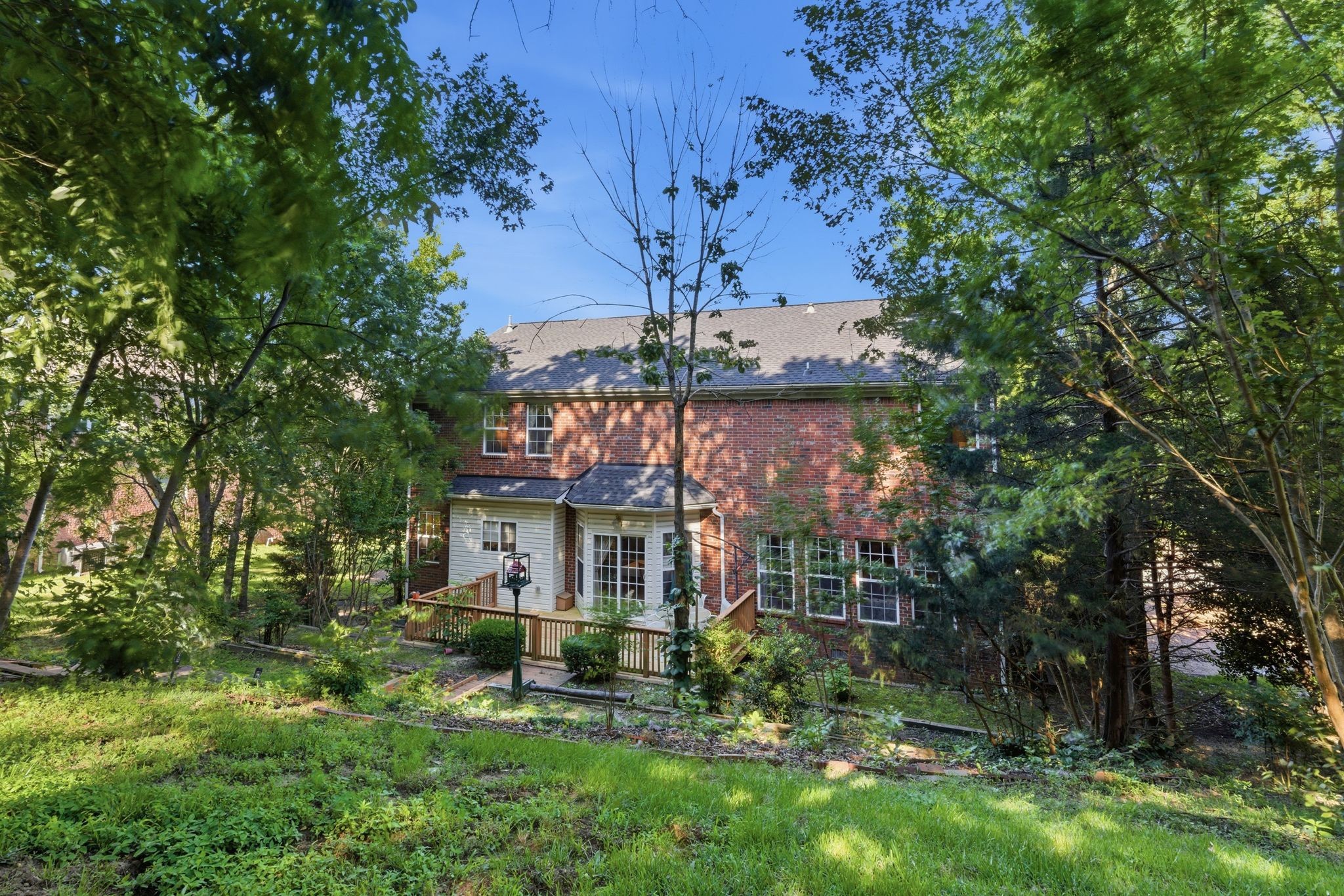 6561 Banbury Xing Property Photo 40