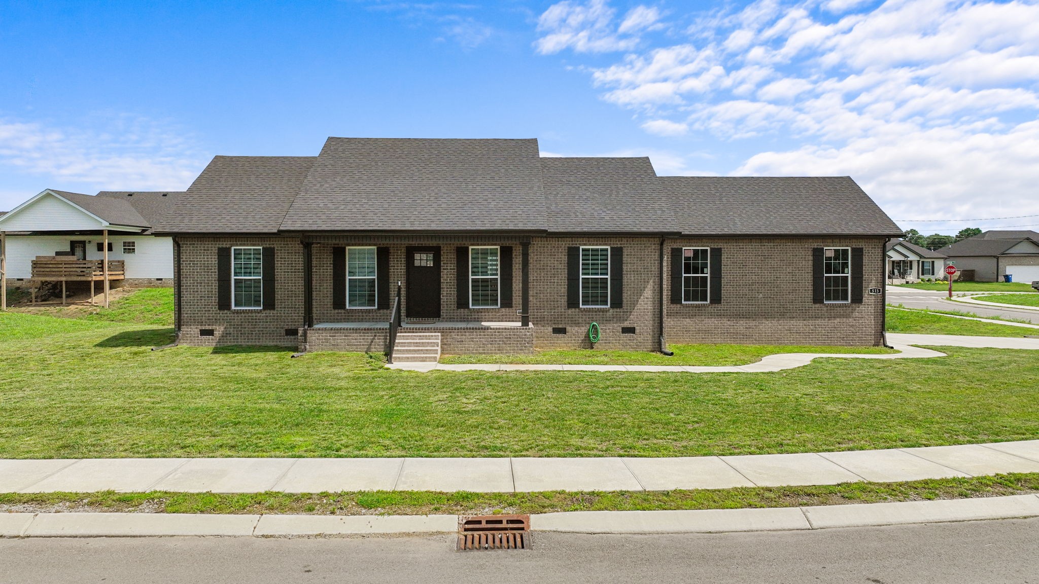 513 Rose Ln