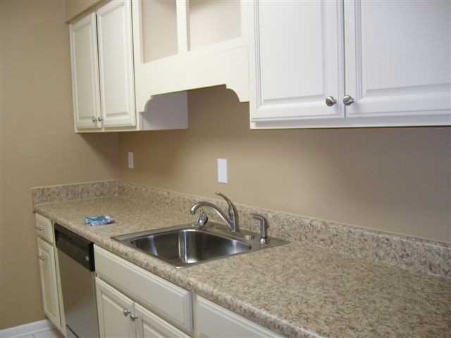 2116 Hobbs Rd Property Photo 7
