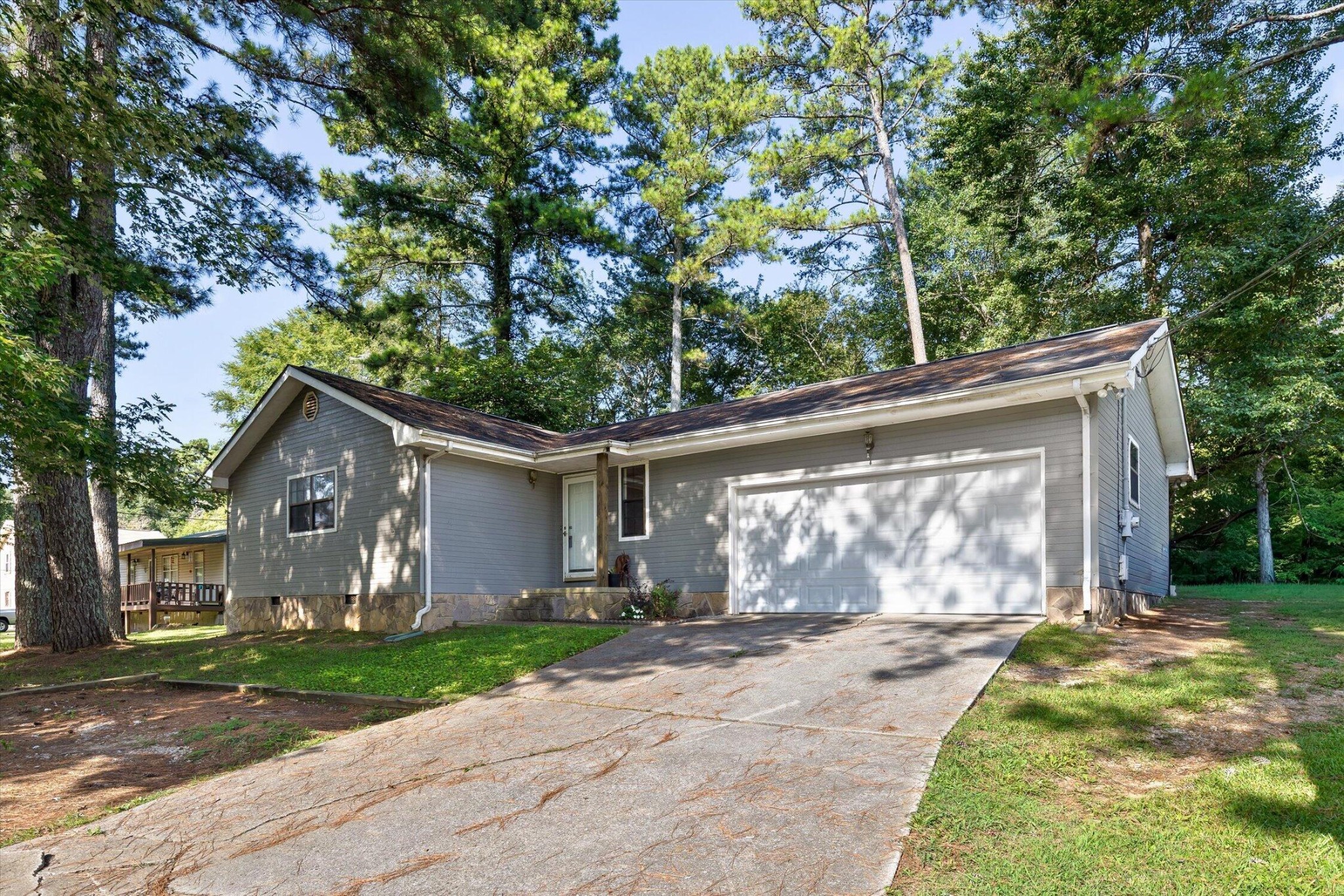1884 Peavine Road Property Photo 1