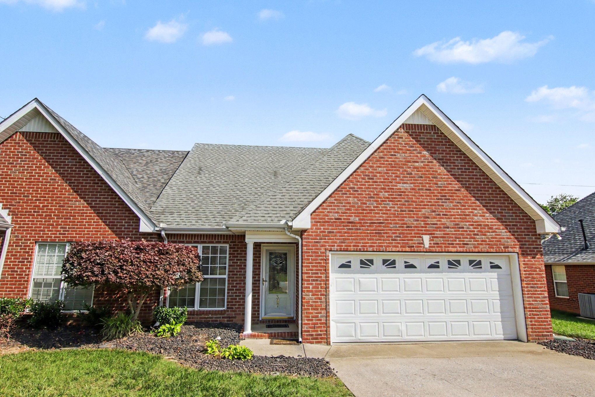 307 Dartford Ct Property Photo 1