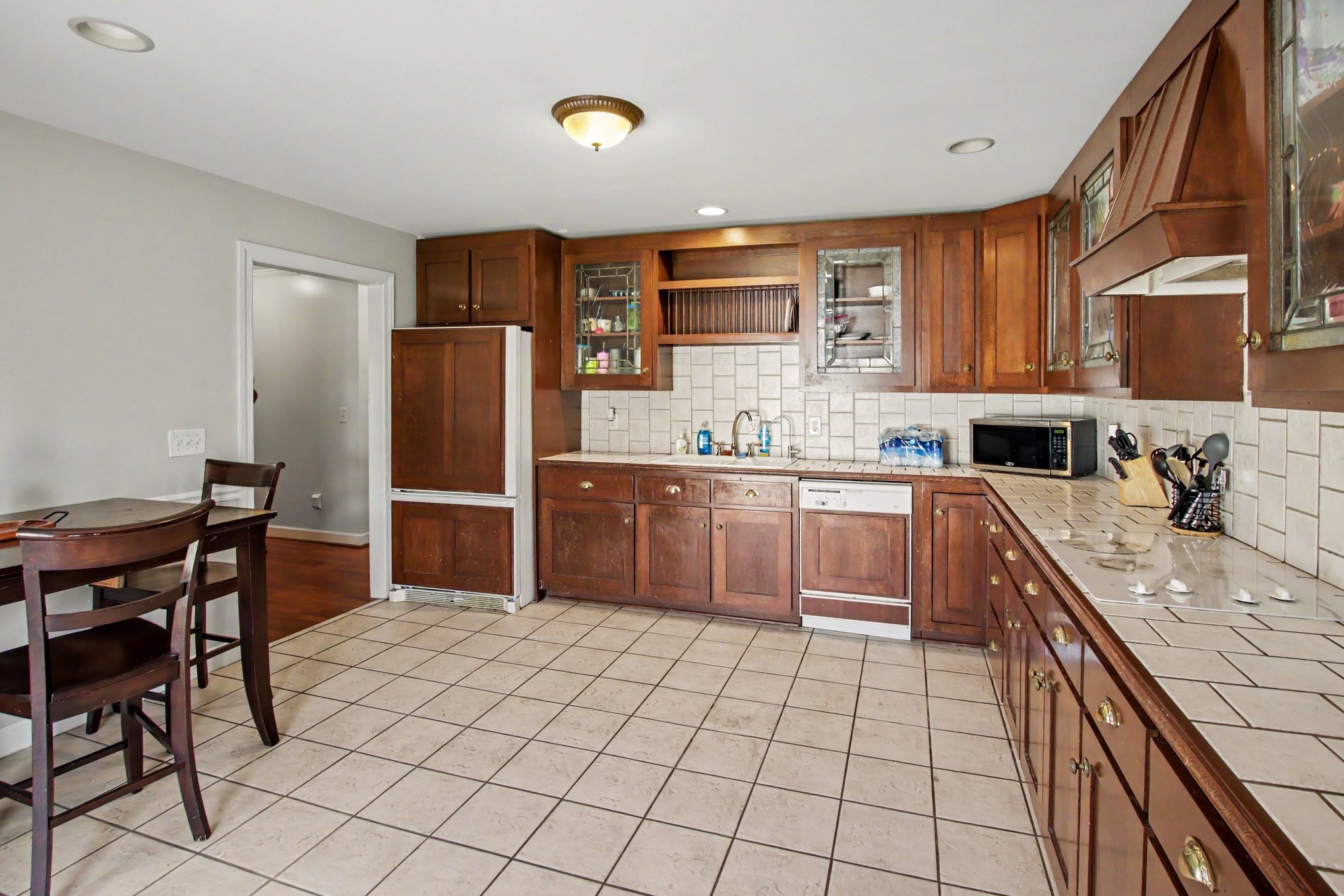 307 Dartford Ct Property Photo 8
