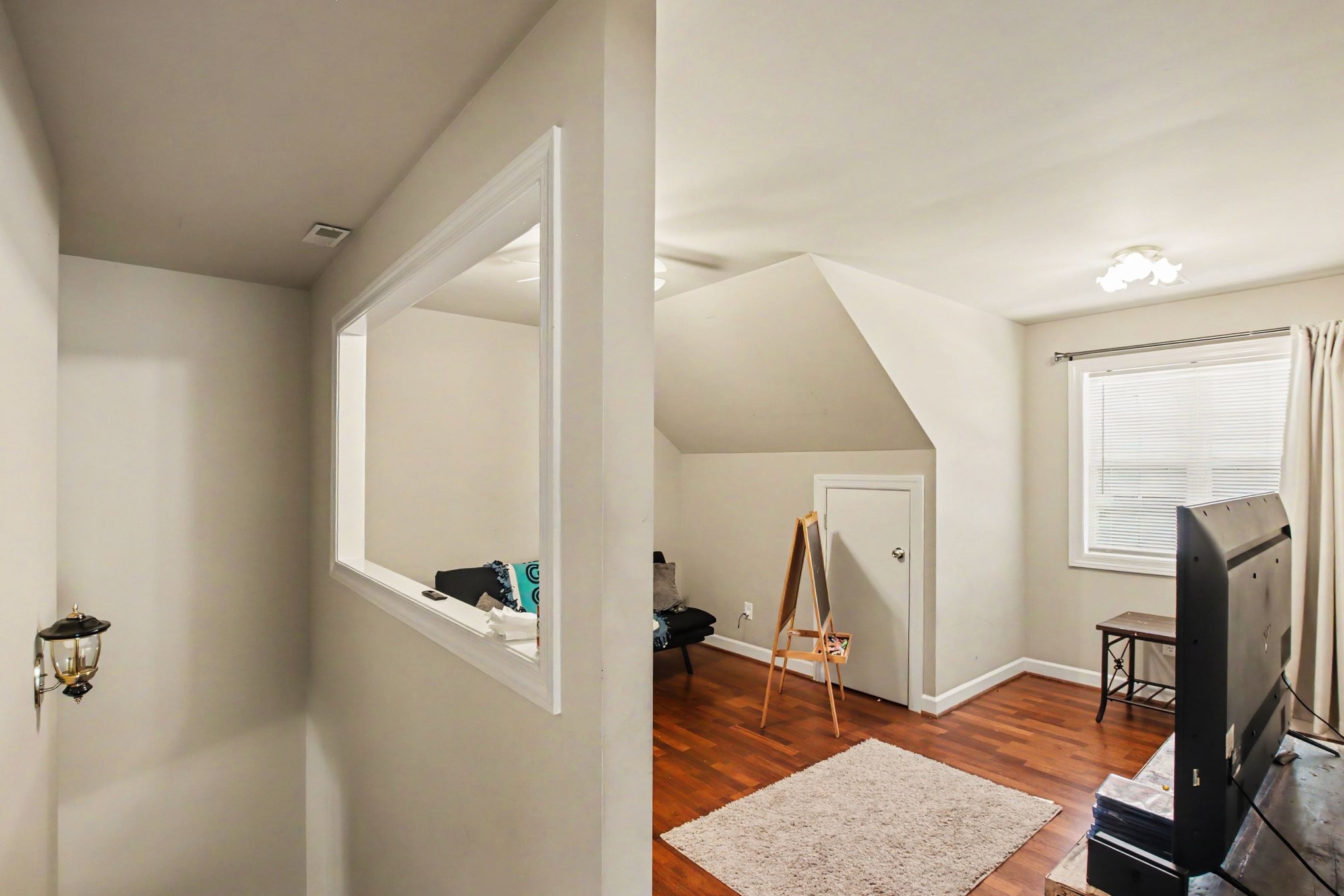 307 Dartford Ct Property Photo 14