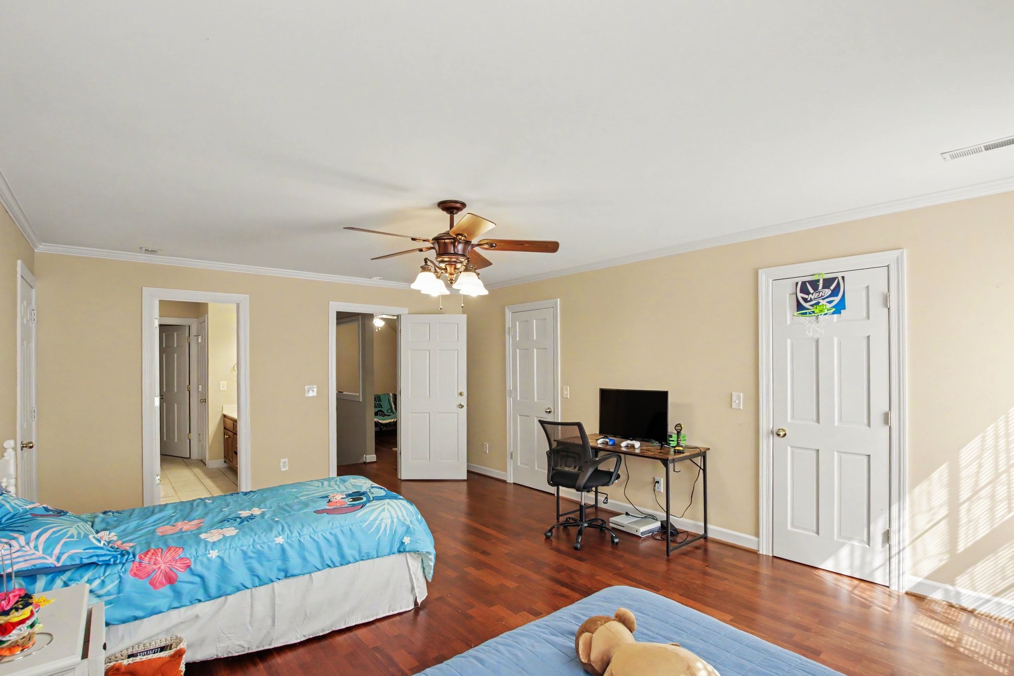 307 Dartford Ct Property Photo 25