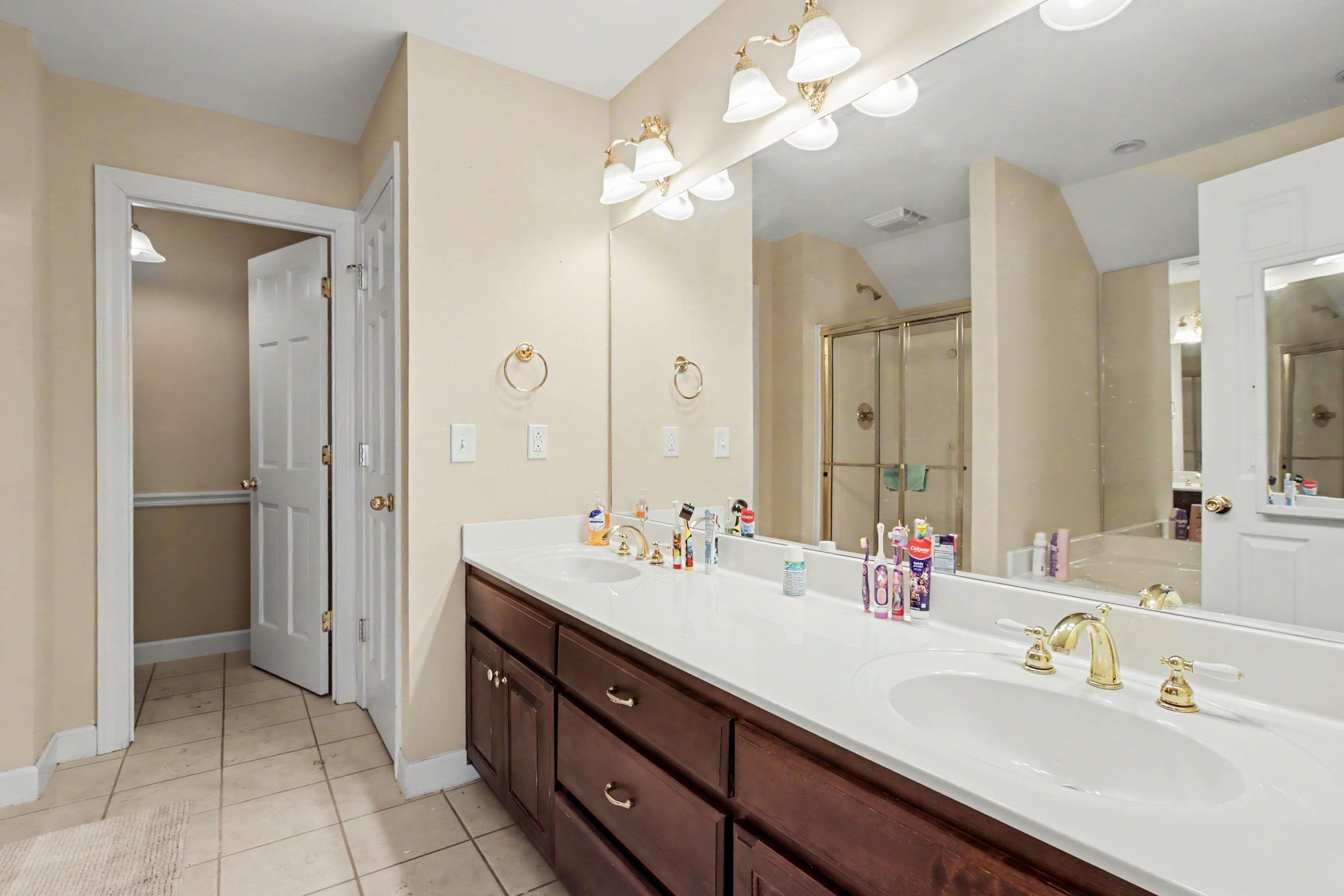 307 Dartford Ct Property Photo 26
