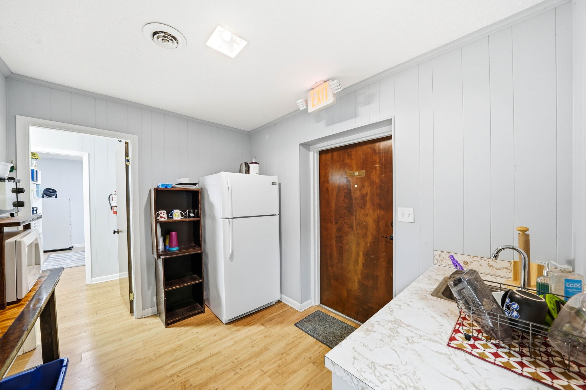 106 Blackwell St Property Photo 13