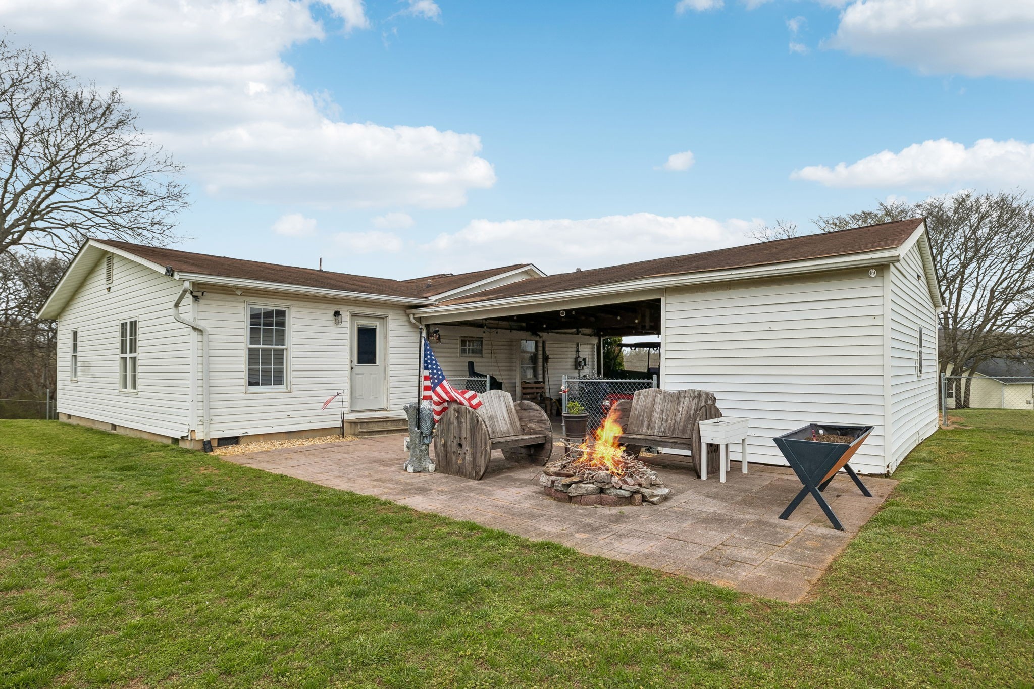 107 Christina Dr Property Photo 37