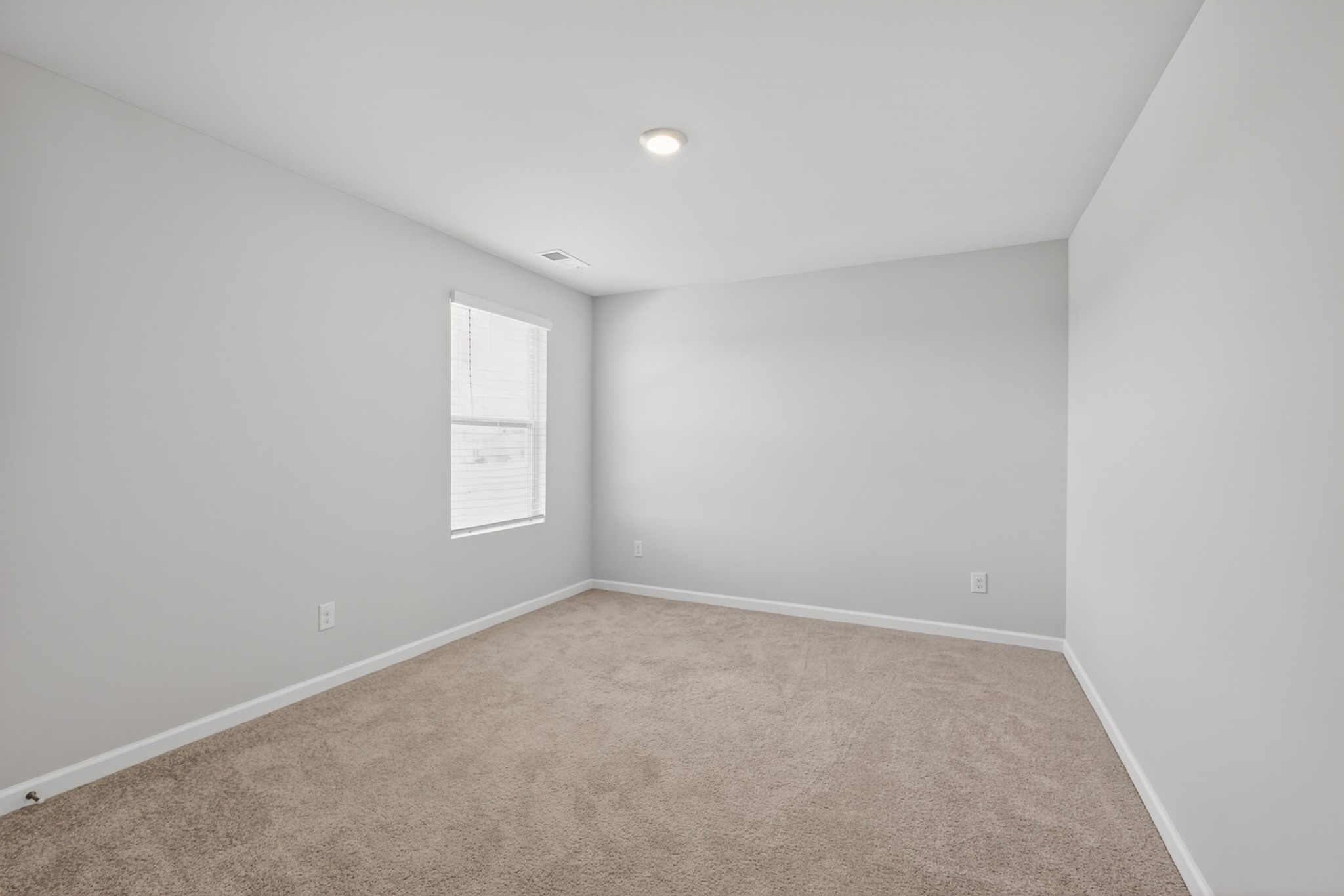 122 William Dylan Dr Property Photo 32
