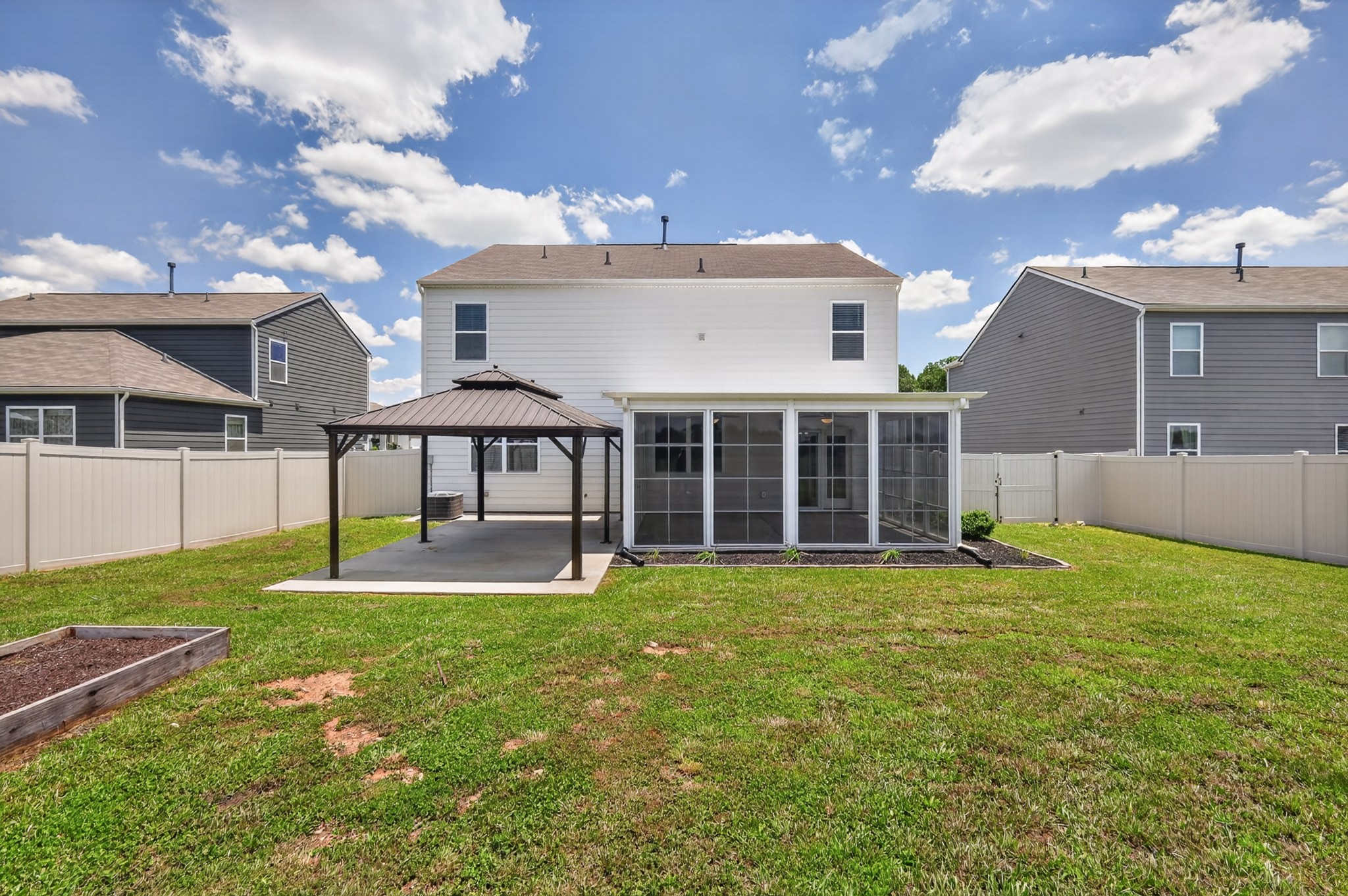 122 William Dylan Dr Property Photo 42