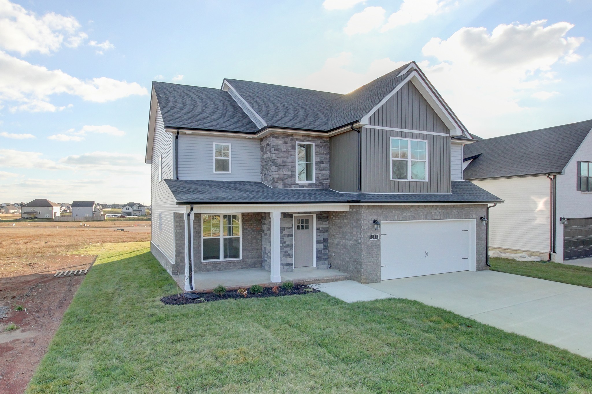321 Kildeer Dr Property Photo 2