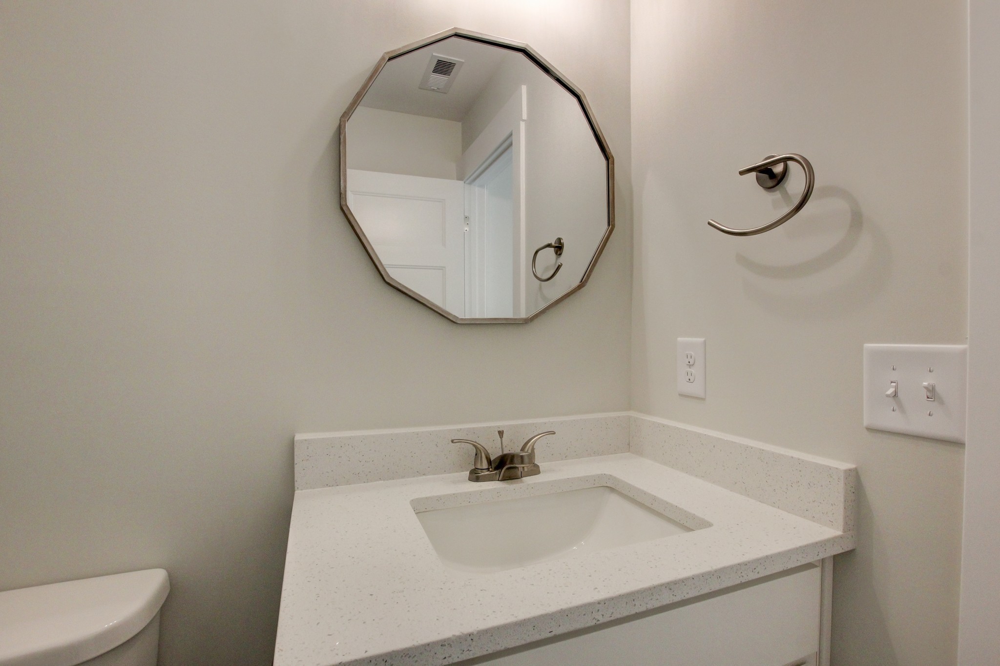 321 Kildeer Dr Property Photo 21