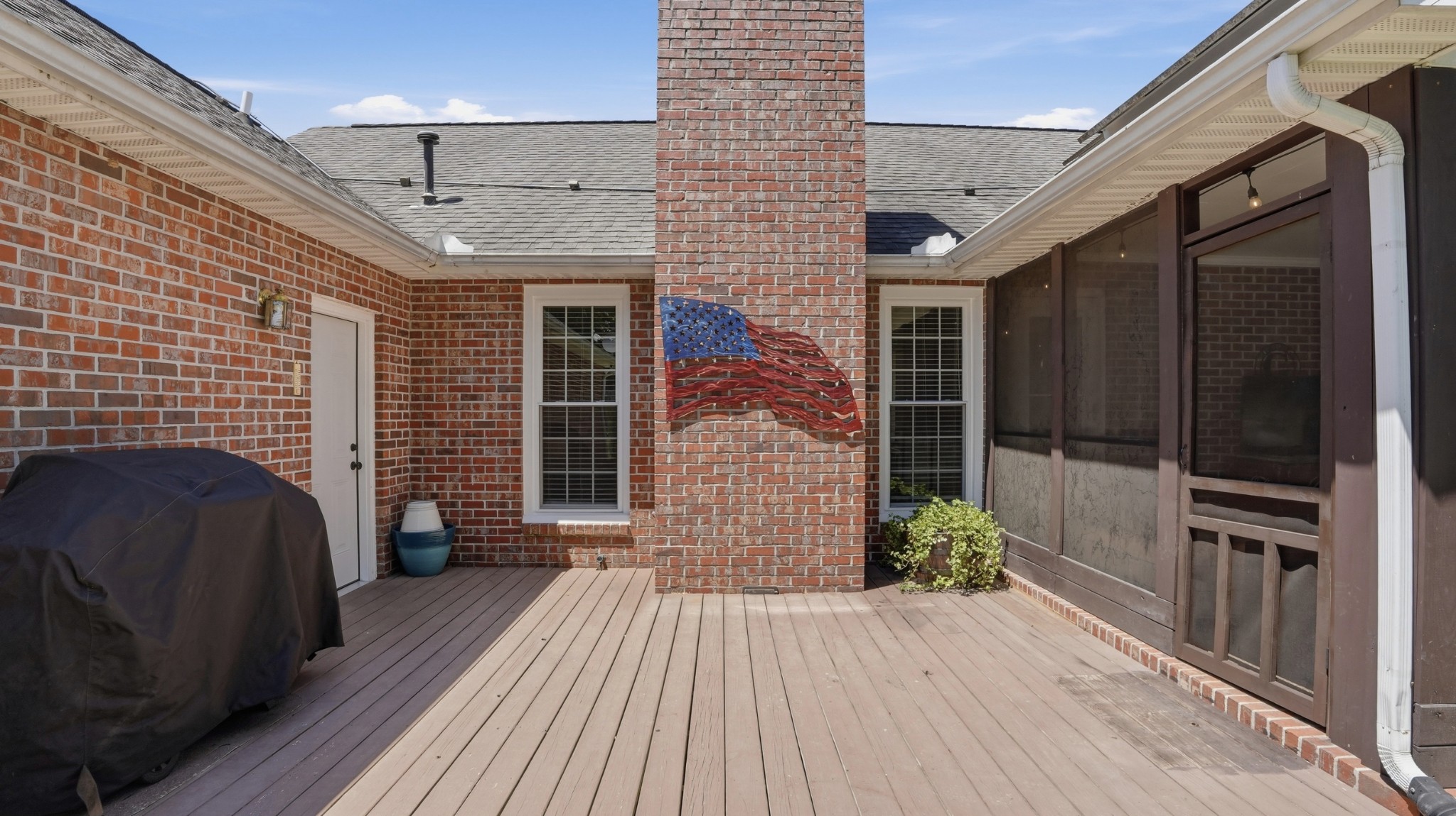 113 Provins Dr Property Photo 42