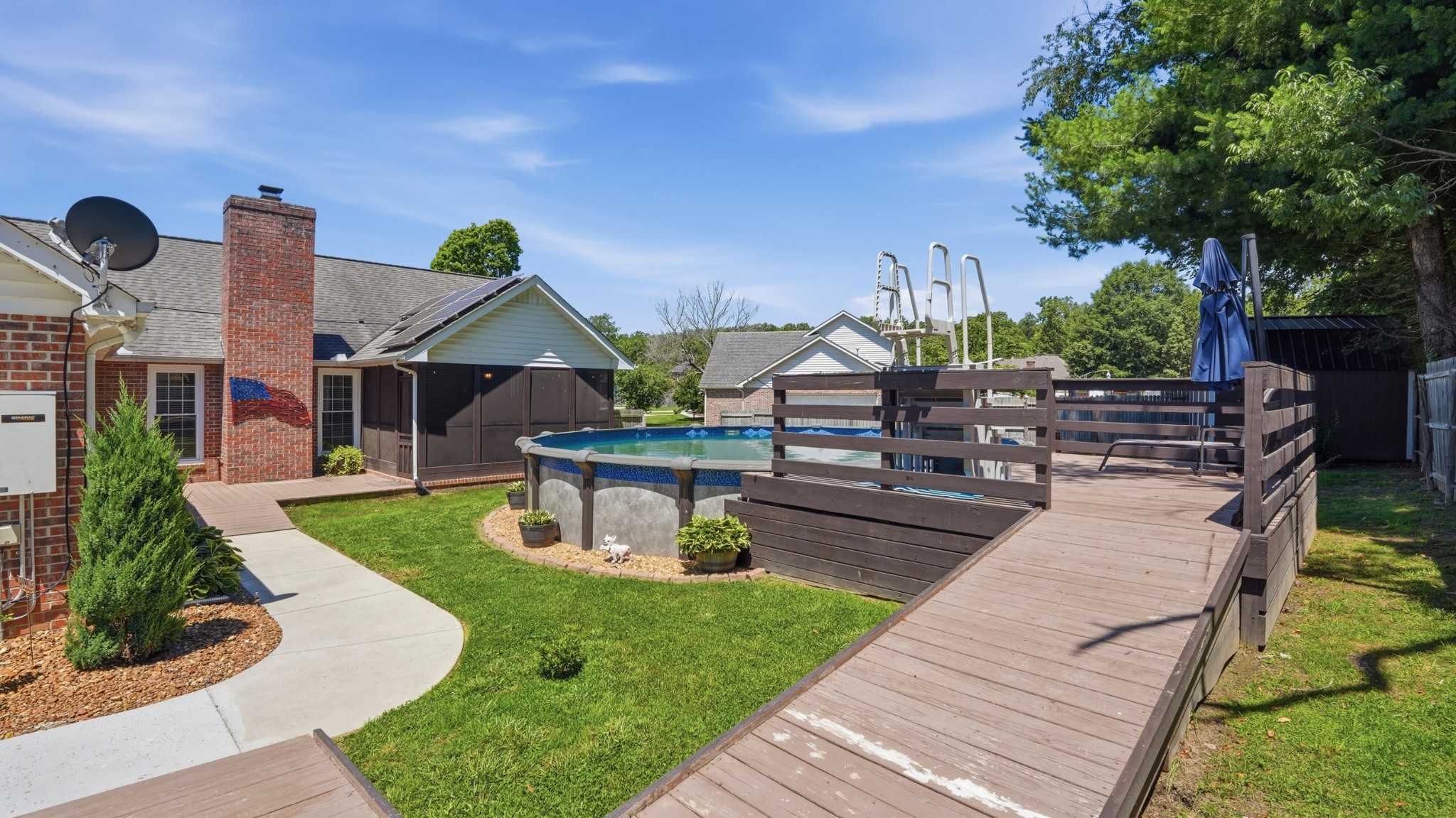 113 Provins Dr Property Photo 43