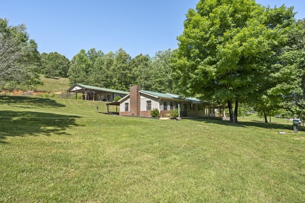 1110 King Rd Property Photo 5
