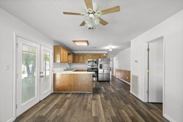 1110 King Rd Property Photo 8