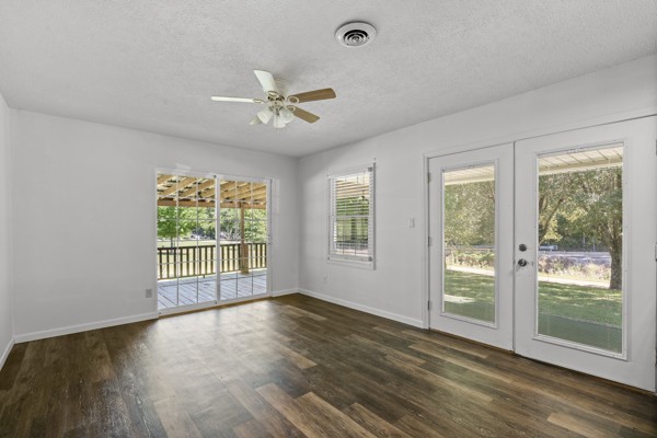 1110 King Rd Property Photo 9