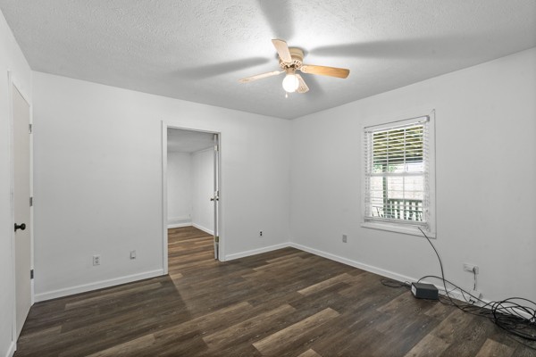 1110 King Rd Property Photo 11