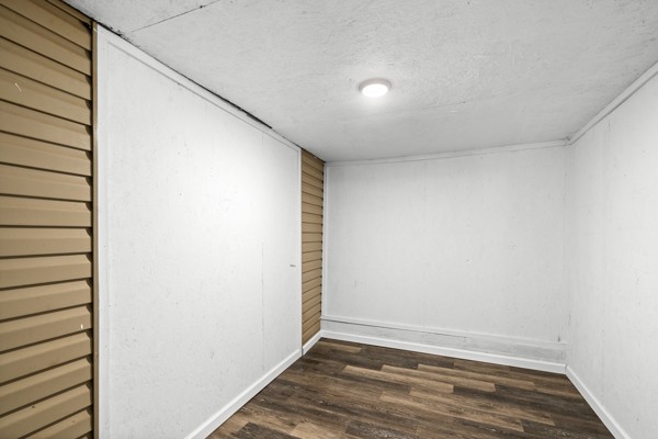 1110 King Rd Property Photo 12