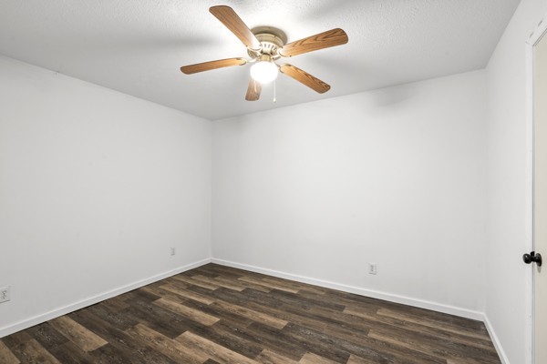 1110 King Rd Property Photo 15