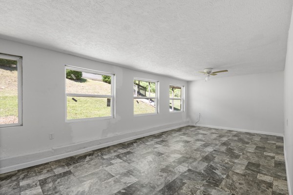 1110 King Rd Property Photo 17