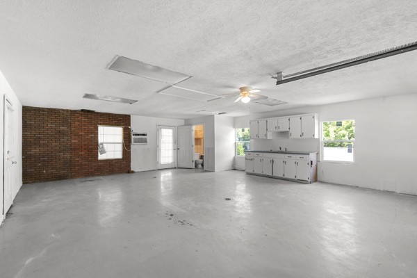 1110 King Rd Property Photo 27