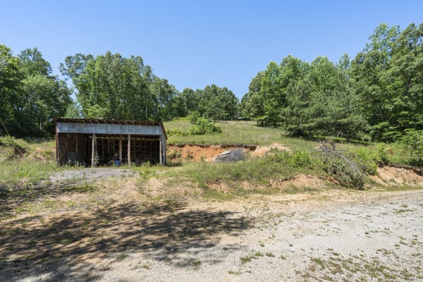 1110 King Rd Property Photo 34
