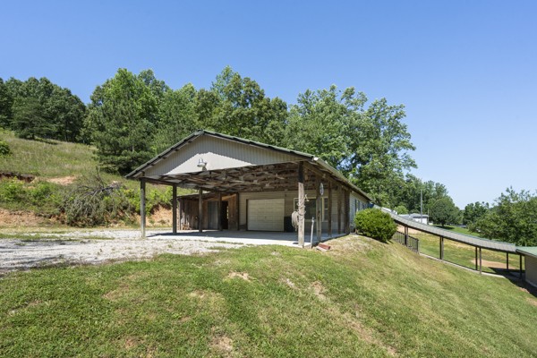 1110 King Rd Property Photo 35