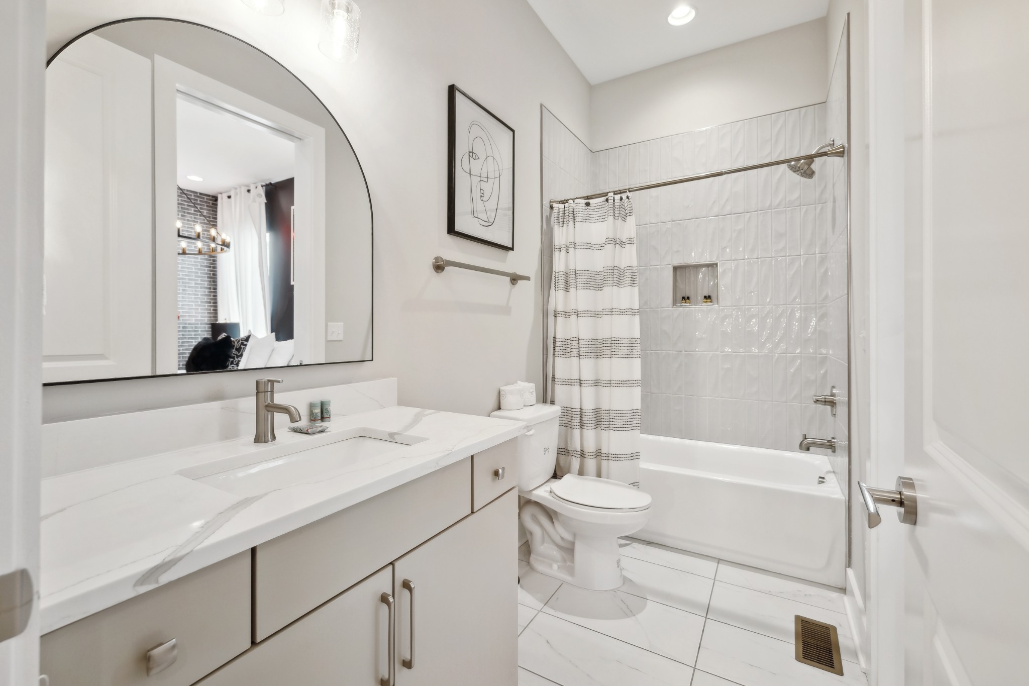 1407 Napoleon St Property Photo 51