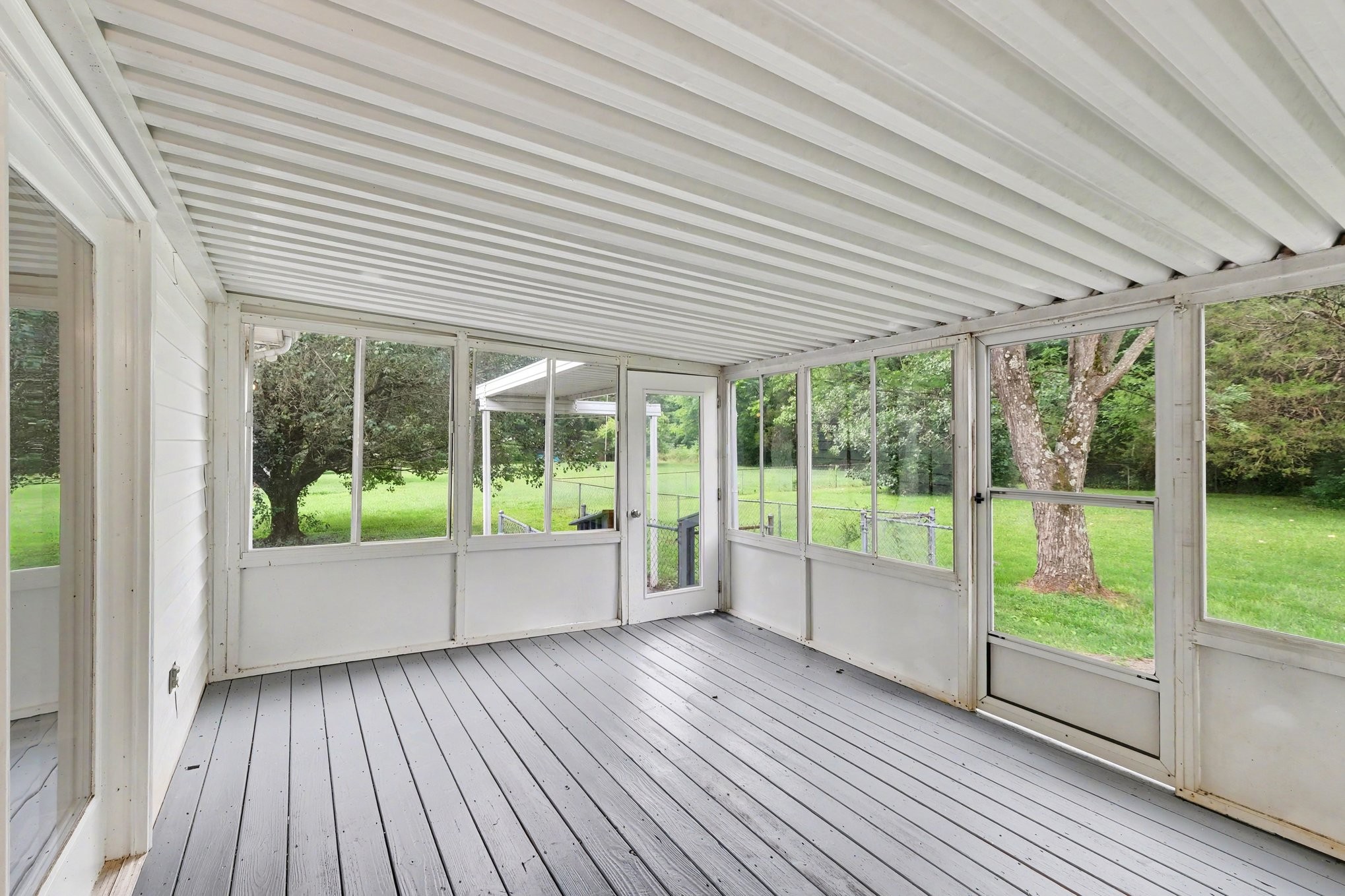 2011 Sugartree Dr Property Photo 16