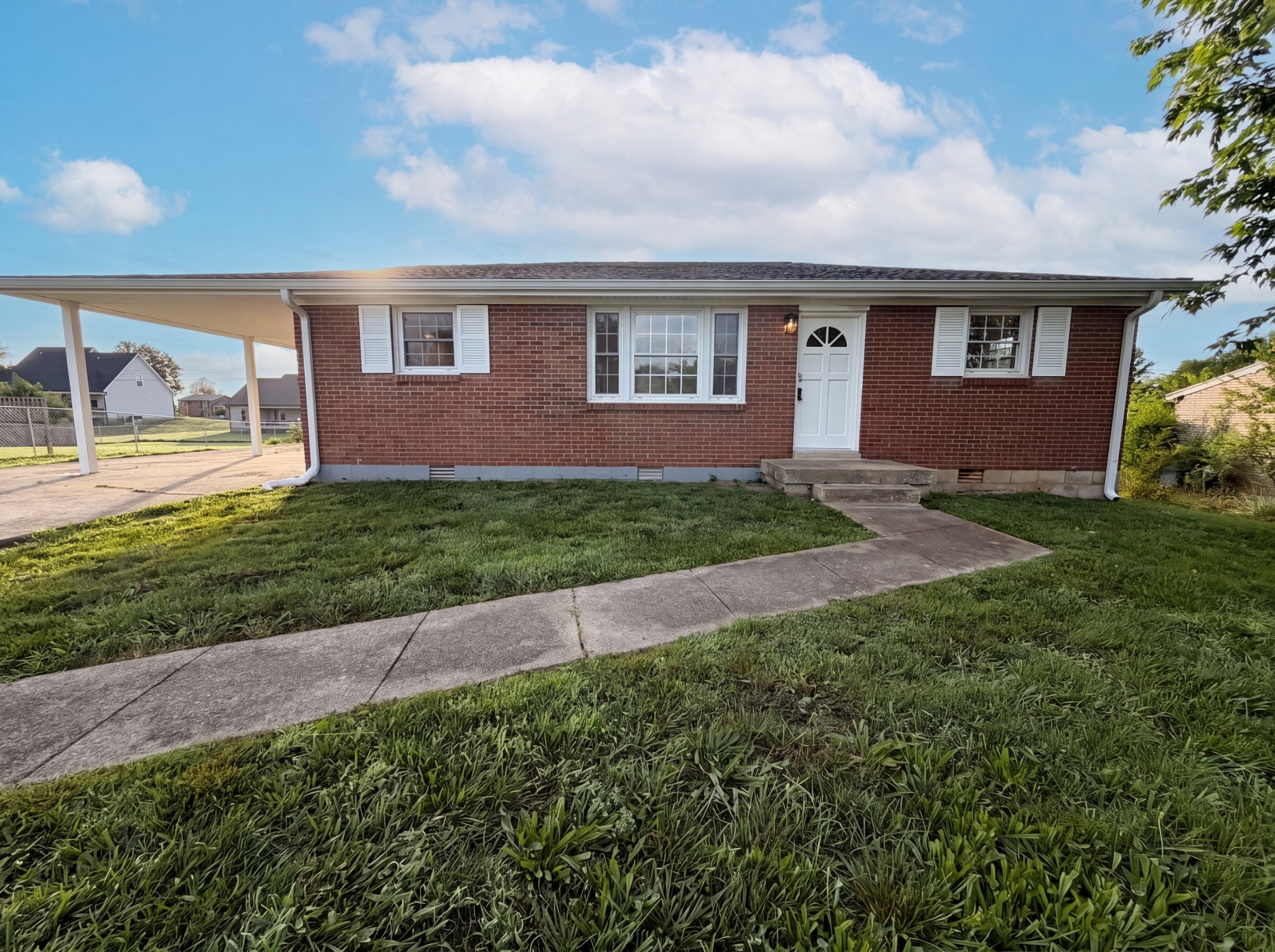 112 Norris Dr Property Photo 1