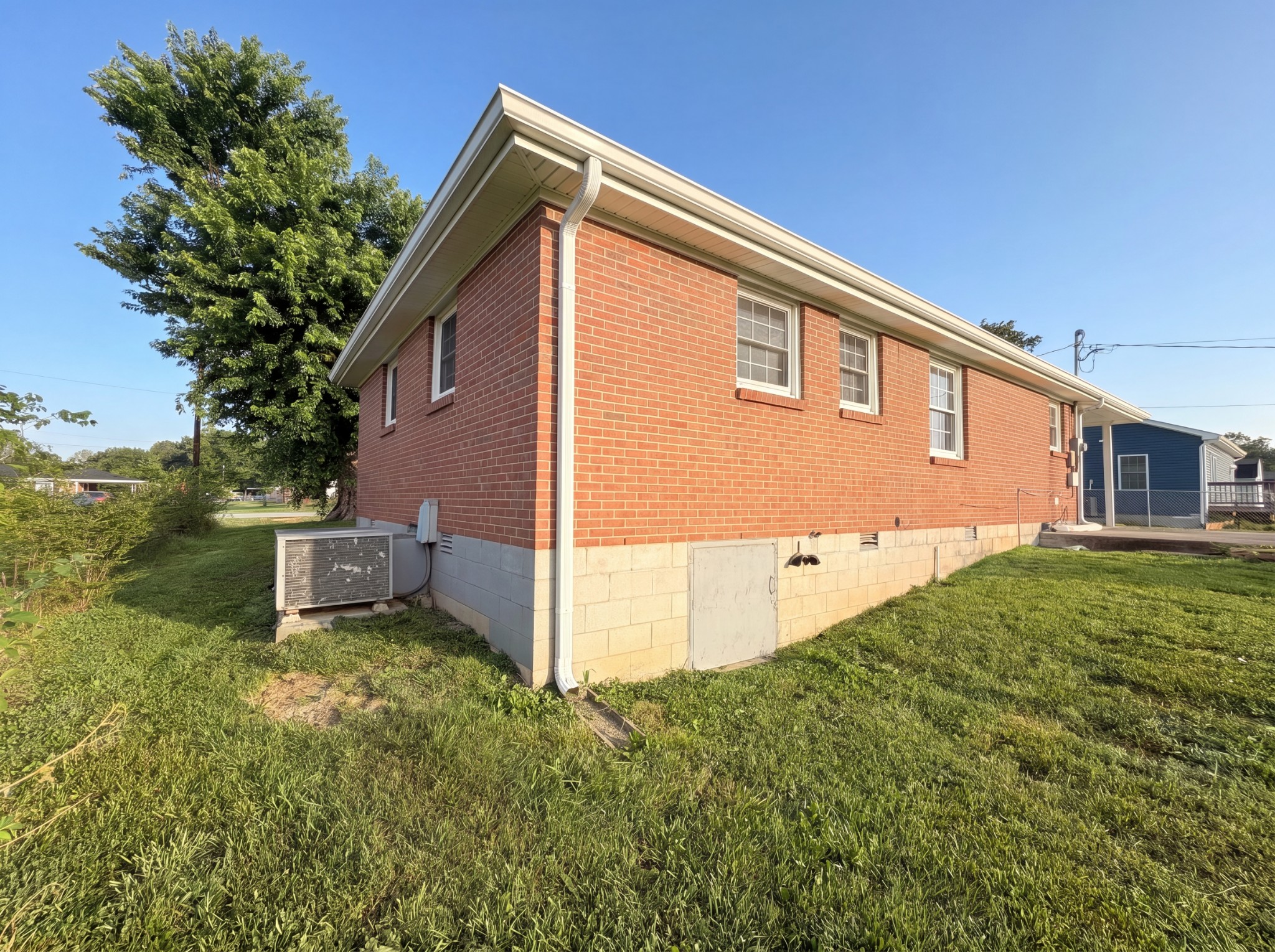 112 Norris Dr Property Photo 5