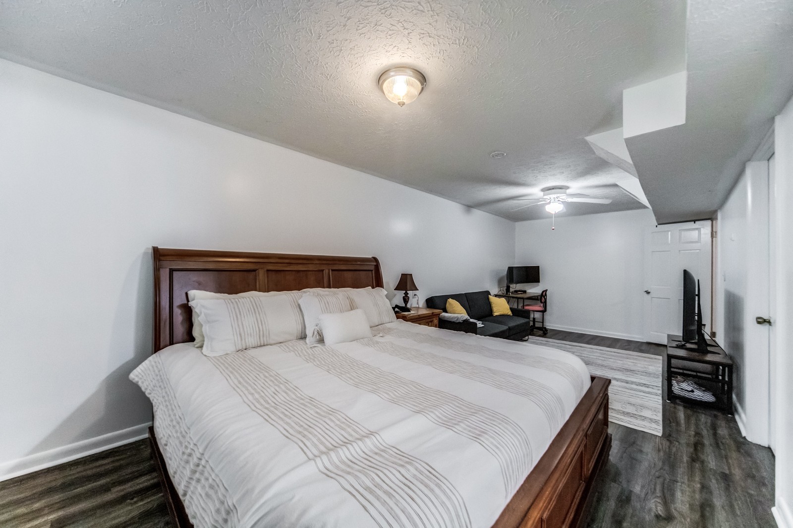 416 Wadebrook Dr Property Photo 40