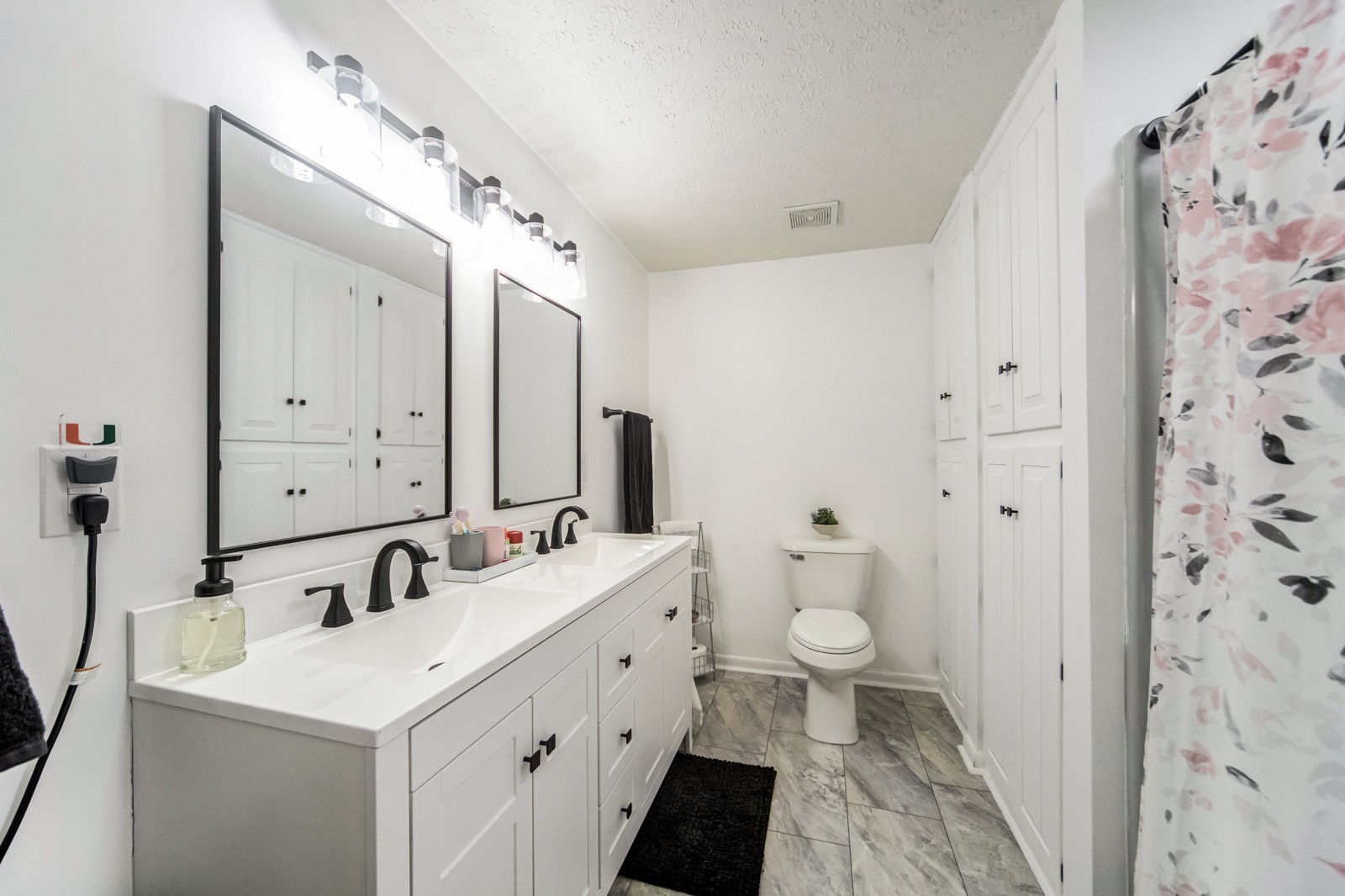 416 Wadebrook Dr Property Photo 43