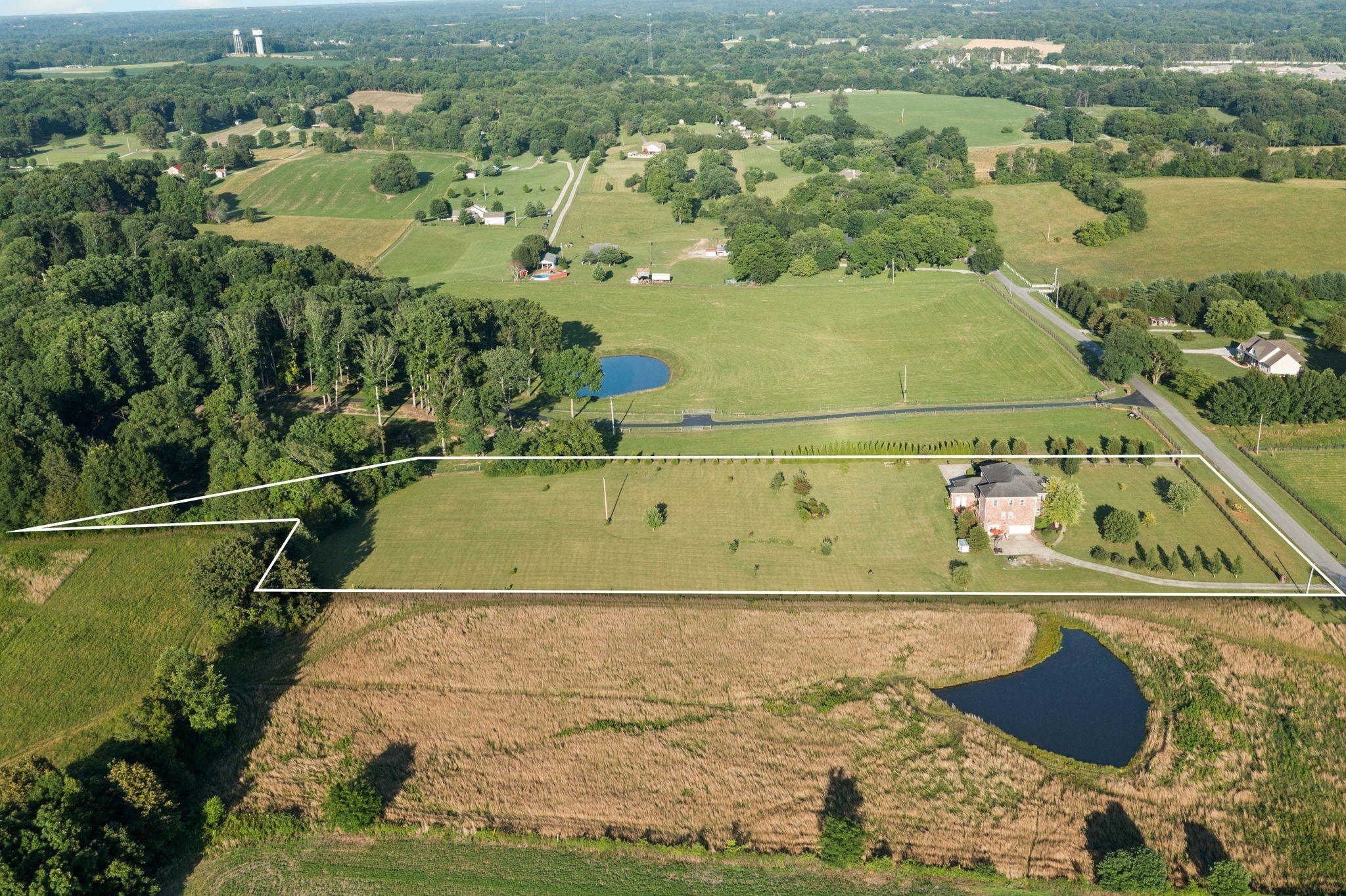 8288 Guthrie Rd Property Photo 1