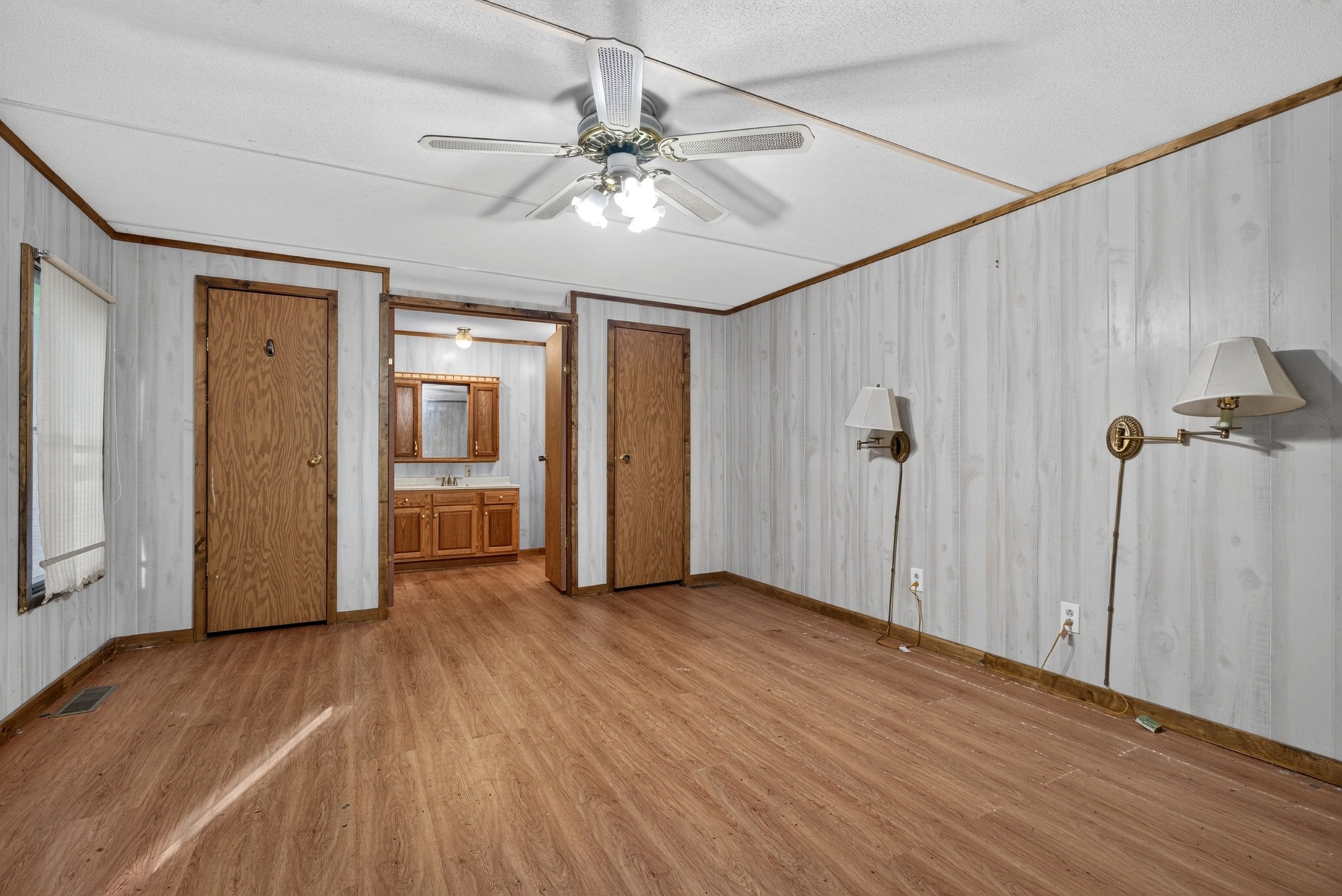 360 Floyd Dr Property Photo 8