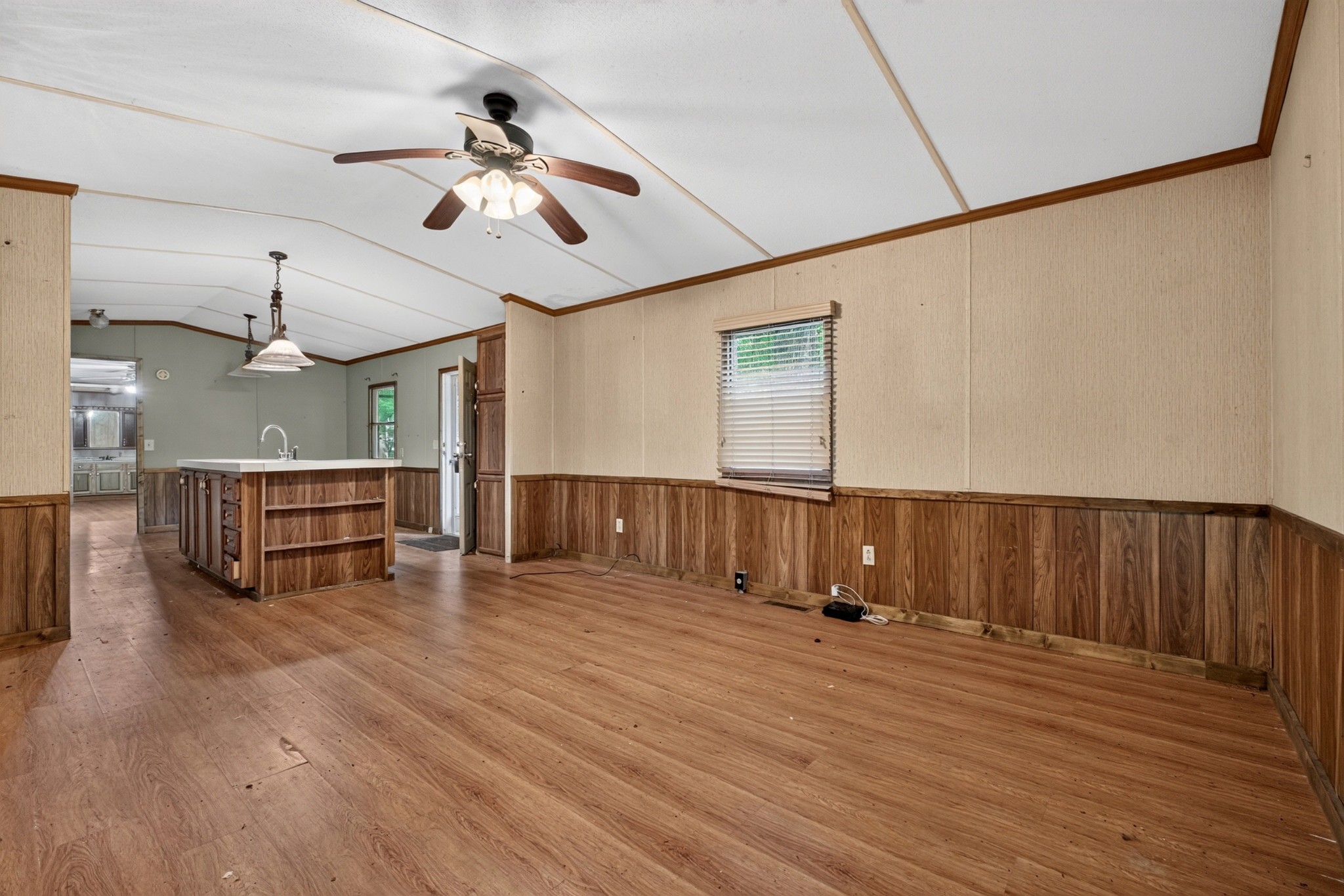 360 Floyd Dr Property Photo 15