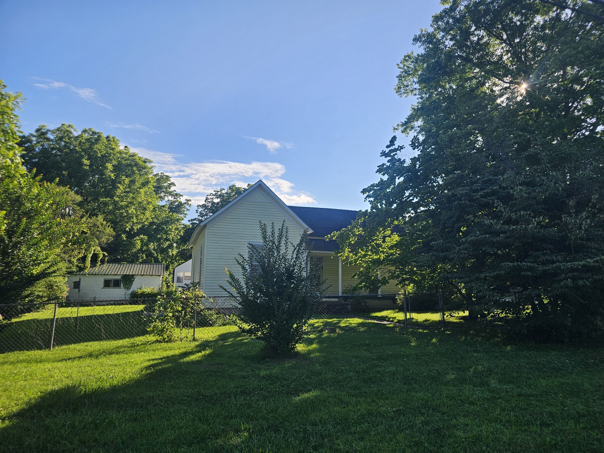 500 S Franklin St Property Photo 1