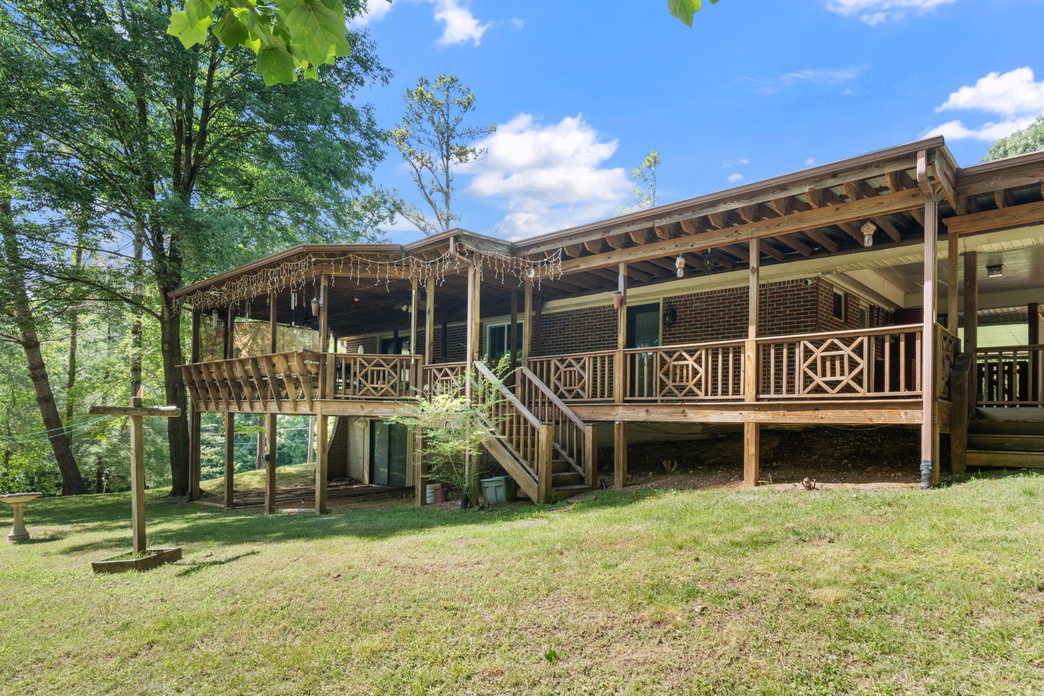 498 Highway 100 Property Photo 5