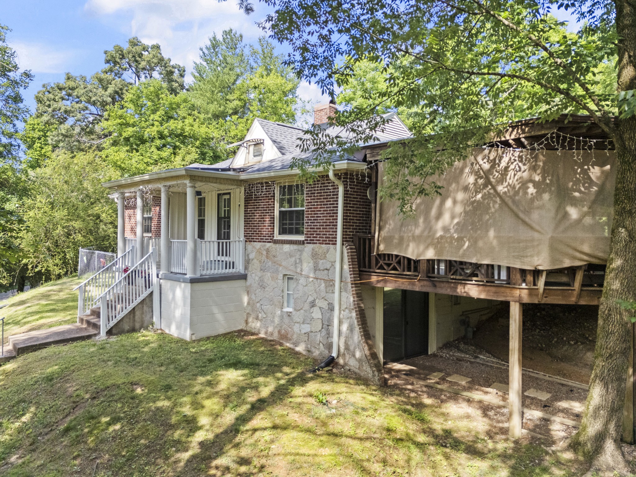 498 Highway 100 Property Photo 11