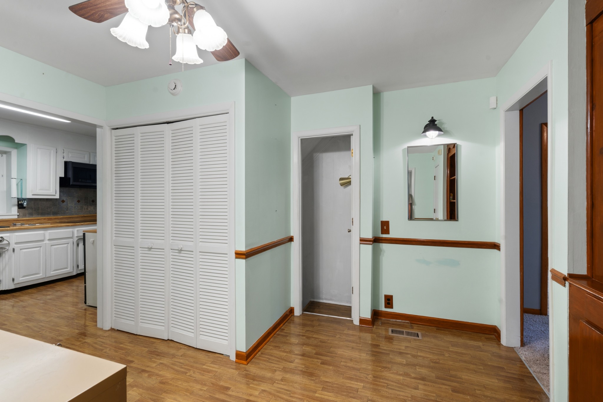 498 Highway 100 Property Photo 20