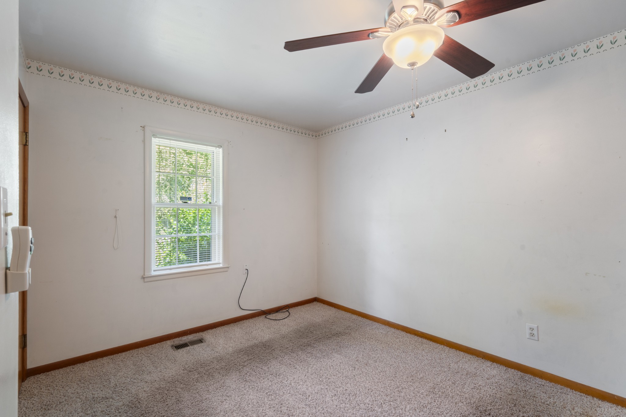 498 Highway 100 Property Photo 23