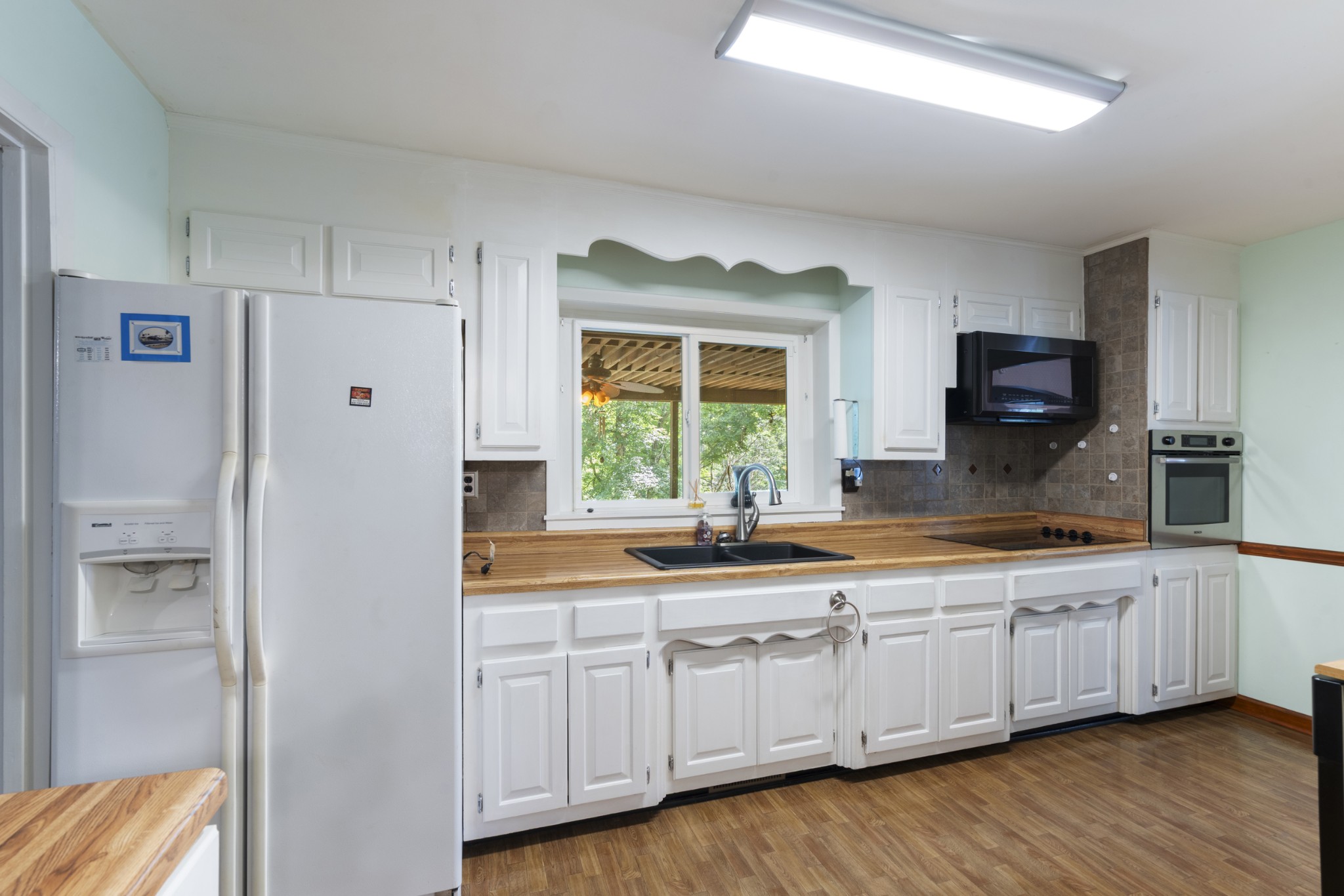 498 Highway 100 Property Photo 26