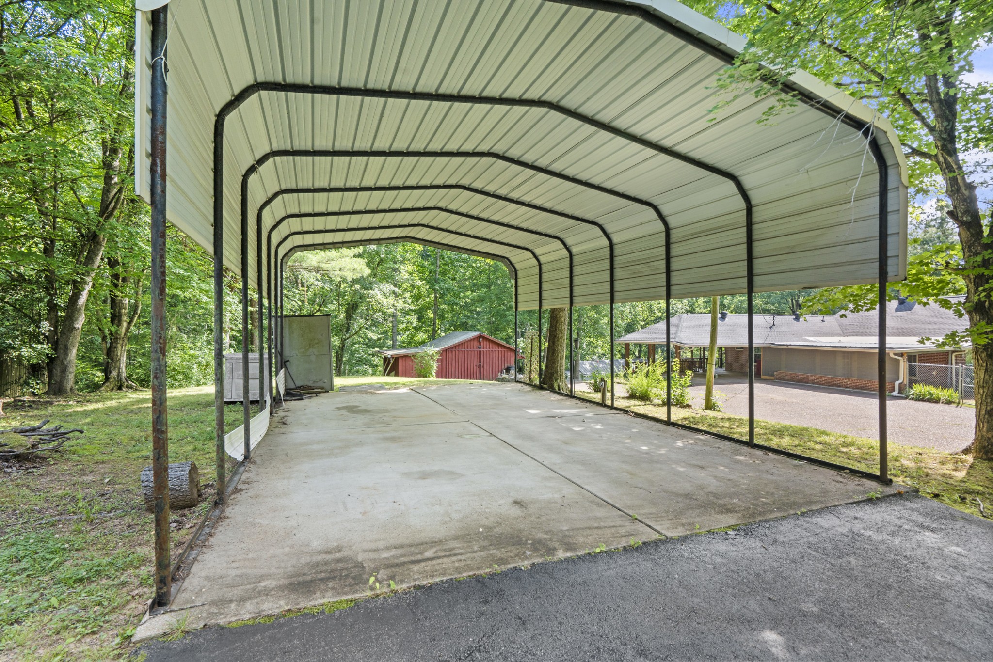 498 Highway 100 Property Photo 33